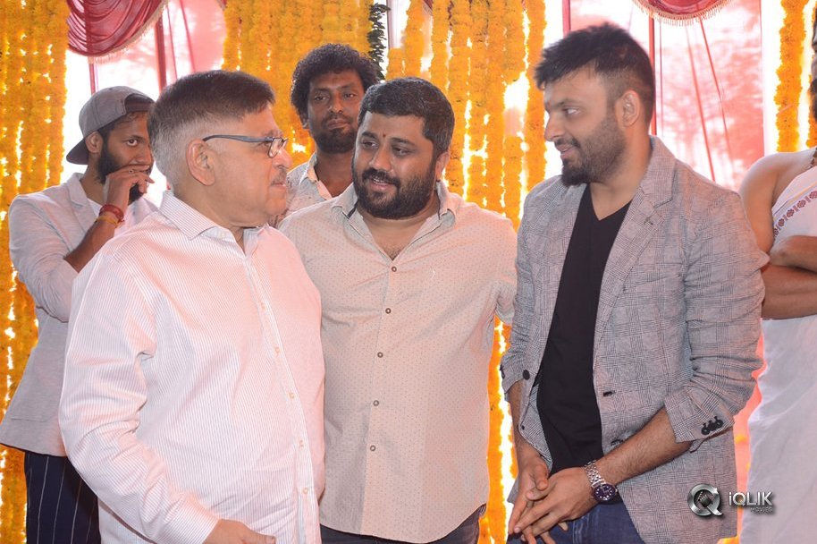 Vijay-Devarakonda-New-Movie-Opening-Photos